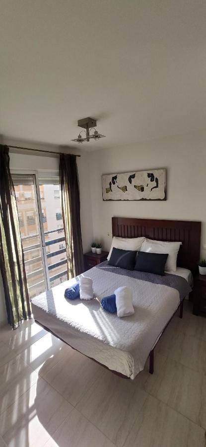 Huelin House Beach And Sun, Con Parking Y A 500 Metros De La Playa Apartment Malaga Bagian luar foto