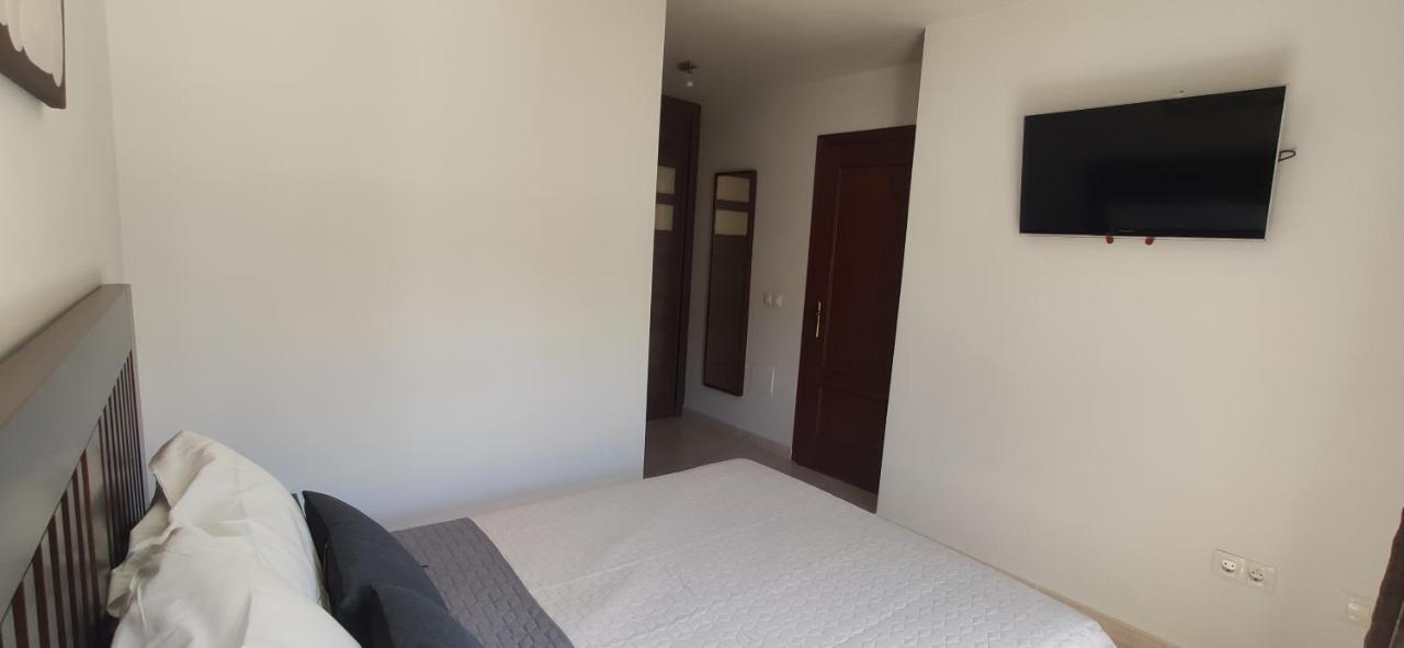 Huelin House Beach And Sun, Con Parking Y A 500 Metros De La Playa Apartment Malaga Bagian luar foto