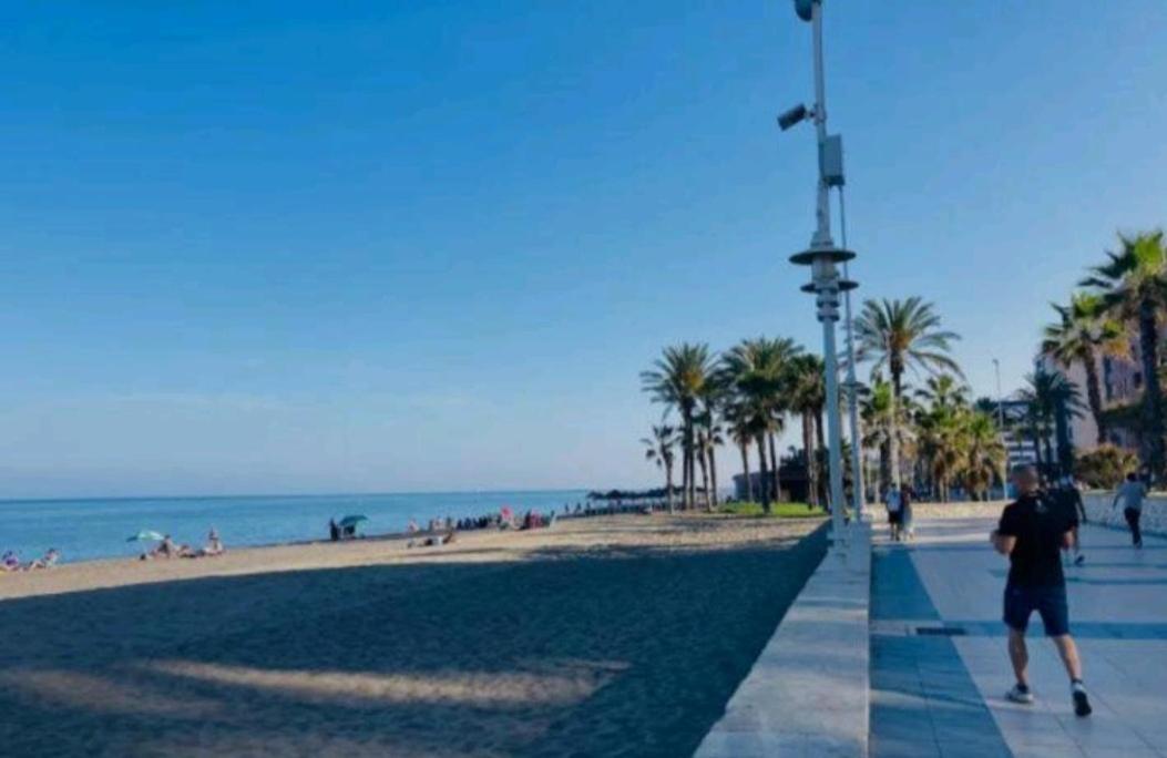 Huelin House Beach And Sun, Con Parking Y A 500 Metros De La Playa Apartment Malaga Bagian luar foto
